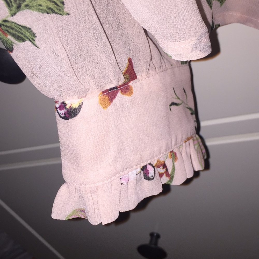 Dusty pink blouse flowers and birds - Picture 3 of 3